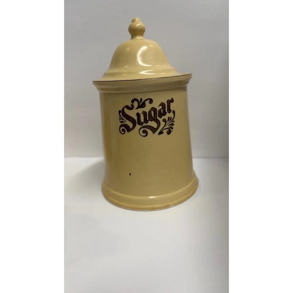 Pfaltzgraff Village Canister Set